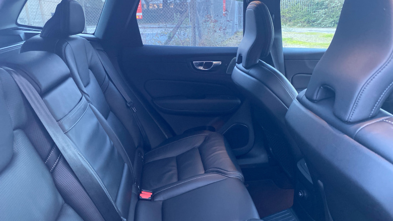 Volvo Xc60 2.0 T8 390 Hybrid Inscription Pro 5dr AWD G tronic Estate